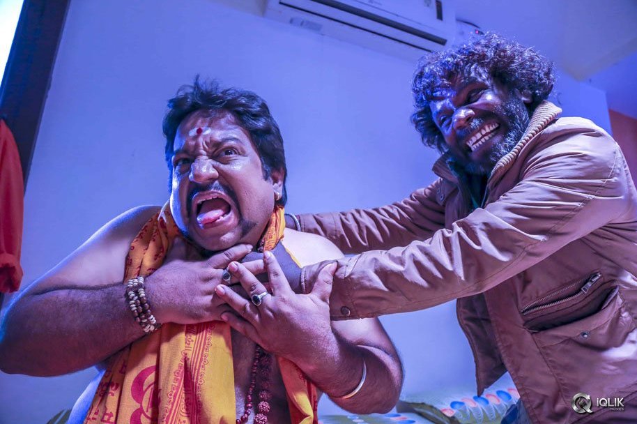 Attarillu-Movie-Stills